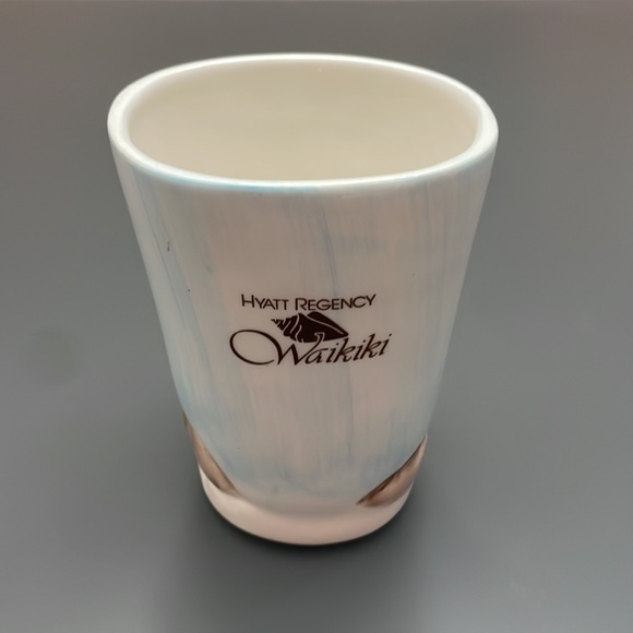 Vintage Hyatt Regency Waikiki Ceramic 3-D Tiki Mug Vase 5.5” Tall Aloha Hawaii - Picture 2 of 11